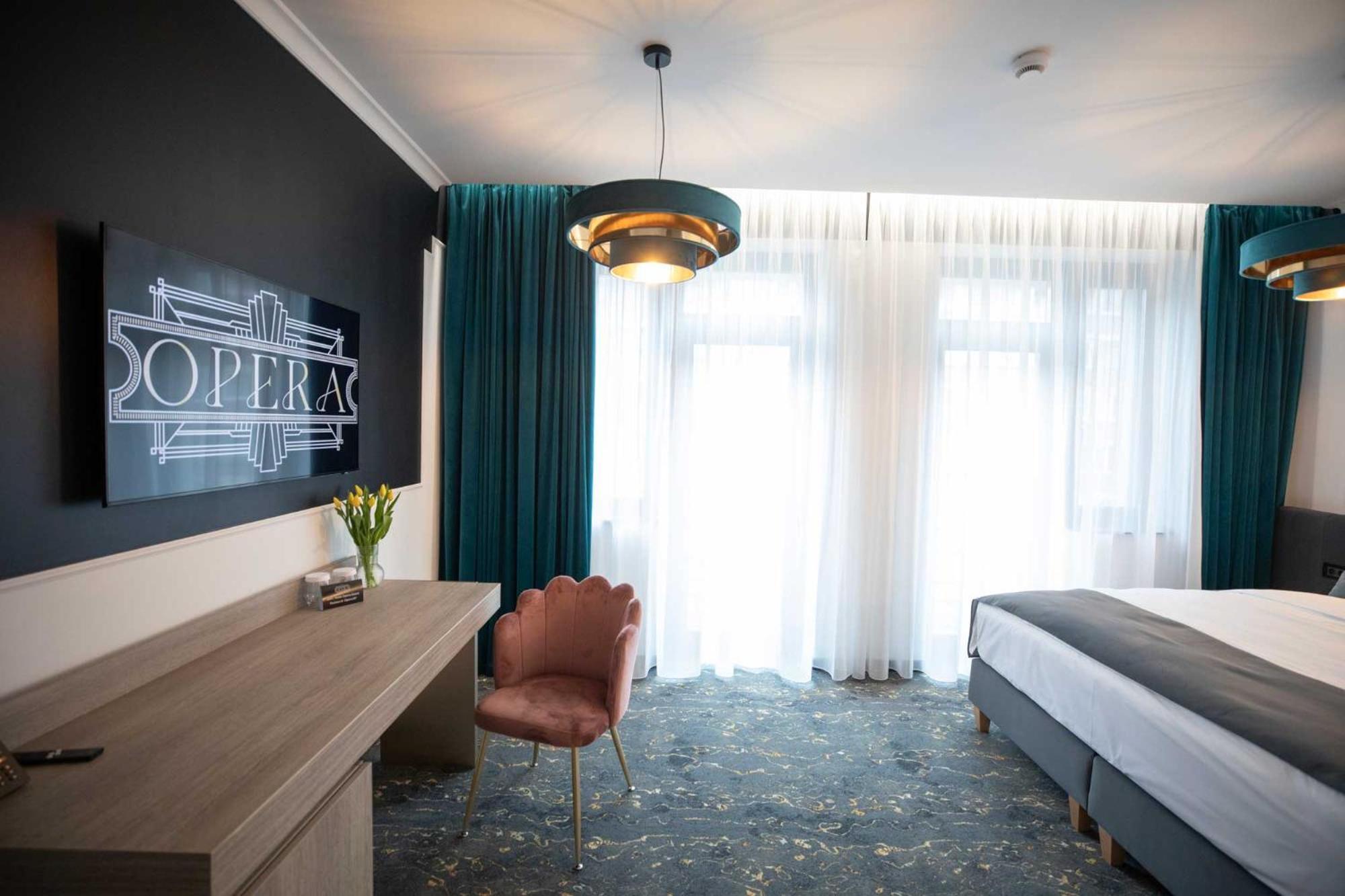 Opera Hotel Τιμισοάρα Εξωτερικό φωτογραφία