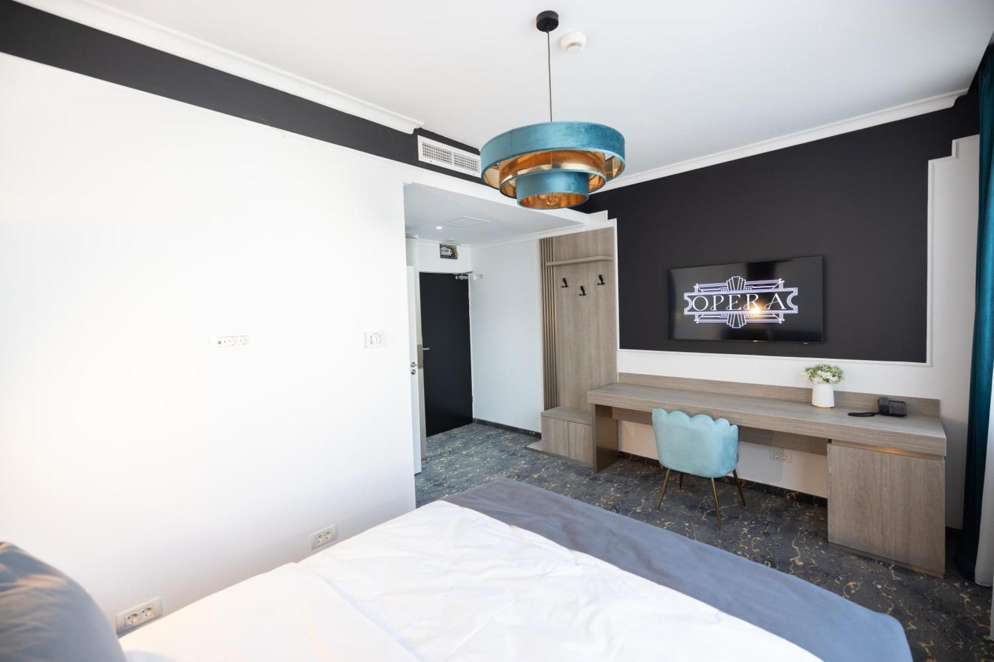 Opera Hotel Τιμισοάρα Εξωτερικό φωτογραφία