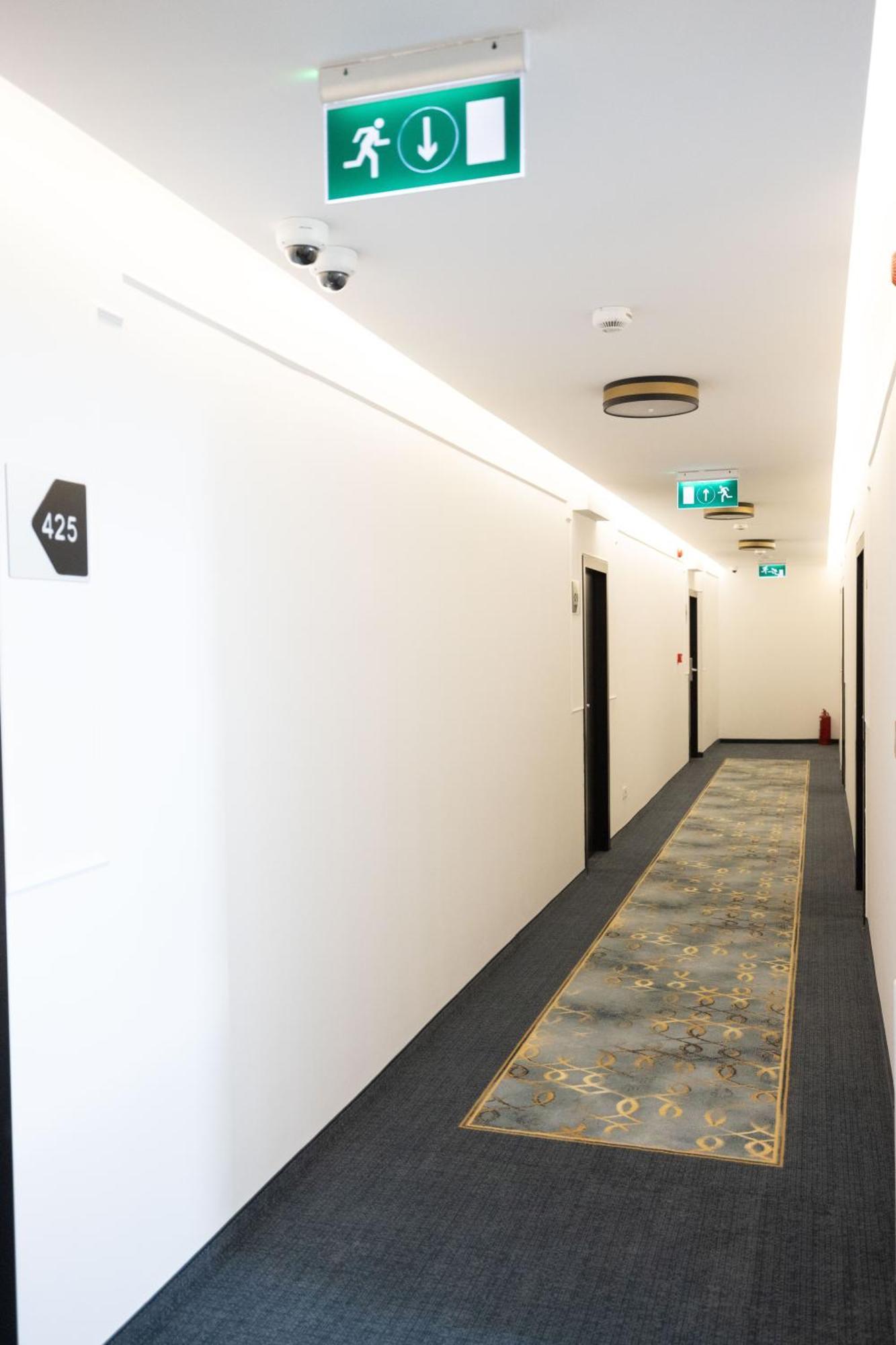 Opera Hotel Τιμισοάρα Εξωτερικό φωτογραφία