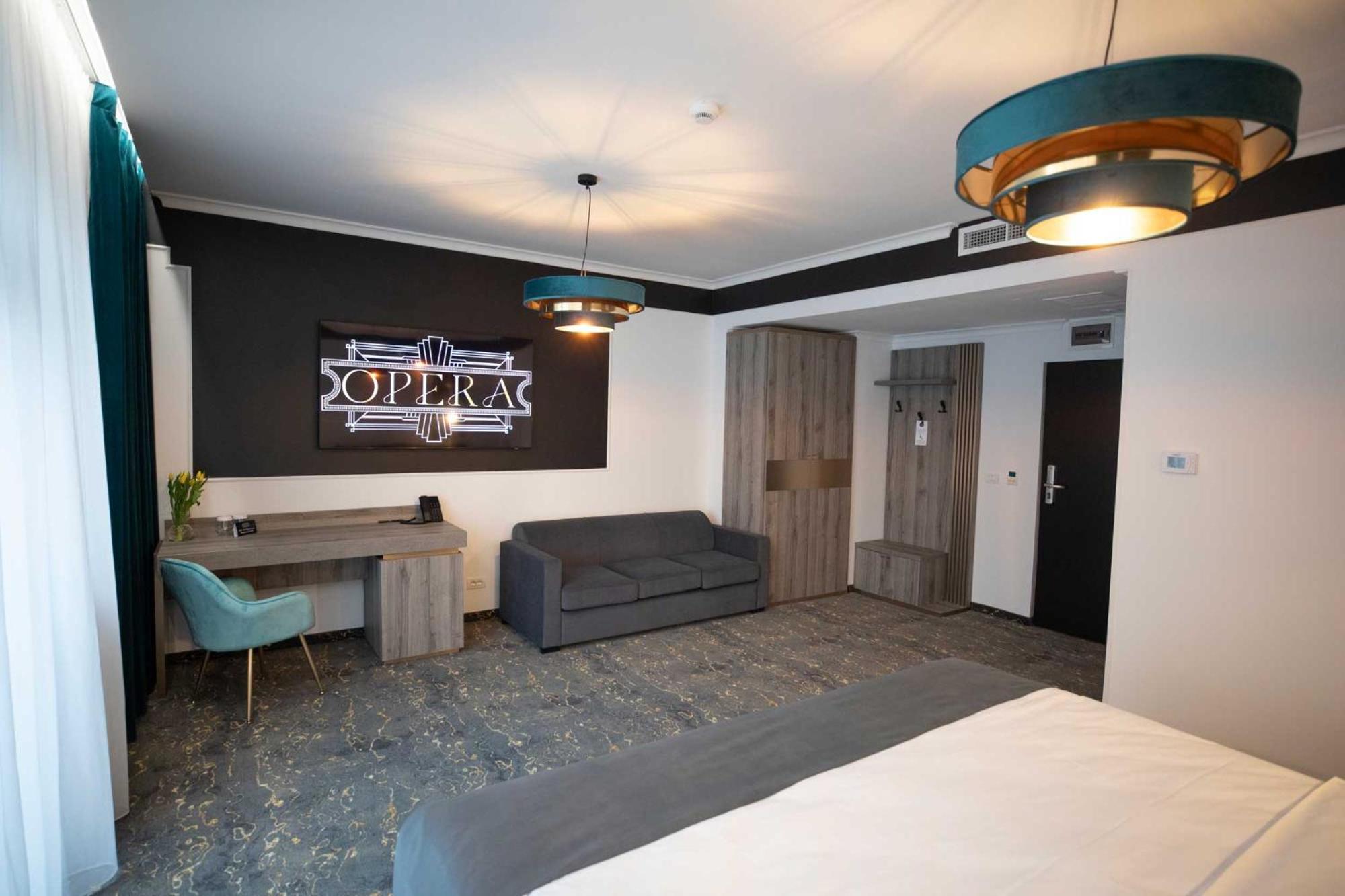 Opera Hotel Τιμισοάρα Εξωτερικό φωτογραφία